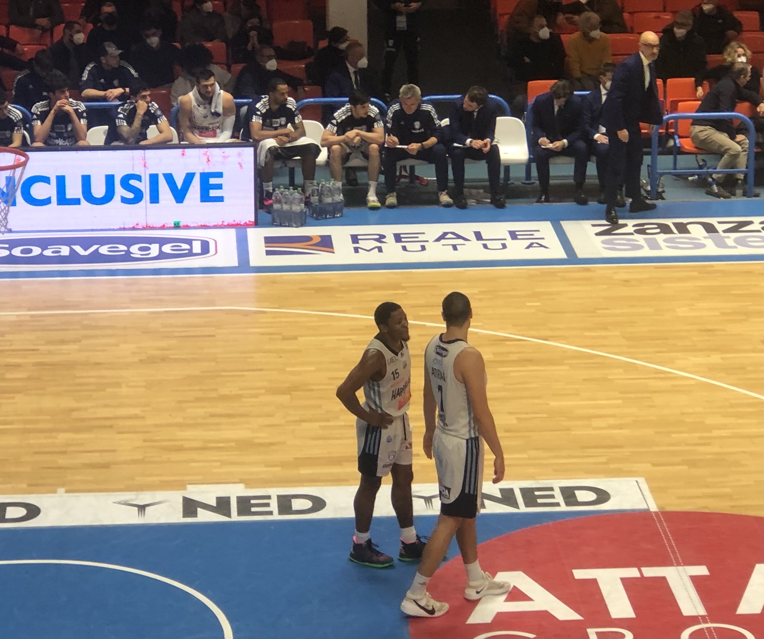 Al PalaDozza Perkins Mostra I Muscoli E Trascina Brindisi Alla Vittoria