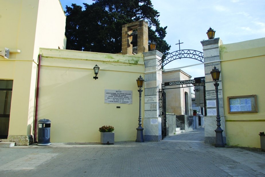 Brindisi, orario continuato nei cimiteri del capoluogo e di Tuturano in occasione della Festa del Papà