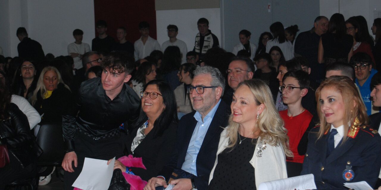 Notte di luce e creatività al  Liceo Scientifico” Leo” di San Vito dei Normanni