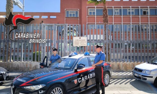 Picchia la moglie e la reduce in fin di vita, arrestato marito 41enne