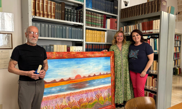 L’olio su tela di Lorenzo Deluci dal titolo “L’alba che colora la natura” in dono alla Biblioteca comunale “I. Ciaia” di Fasano
