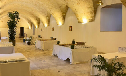 Passaggio di consegne del Comforanf presso il Castello Svevo di Brindisi. Selezionato un nostro ristoratore associato per l’organizzazione del momento conviviale. Soddisfazione di Confesercenti