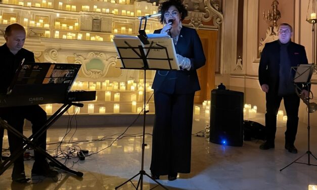 In piazza Duomo un concerto a lume di candela