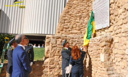 Gdf Brindisi, cerimonia alla memoria e apposizione di una targa commemorativa nella Piazza Intitolata alle medaglie d’oro al Valor Civile “Vice Brigadiere Alberto De Falco E Finanziere Scelto Antonio Sottile”