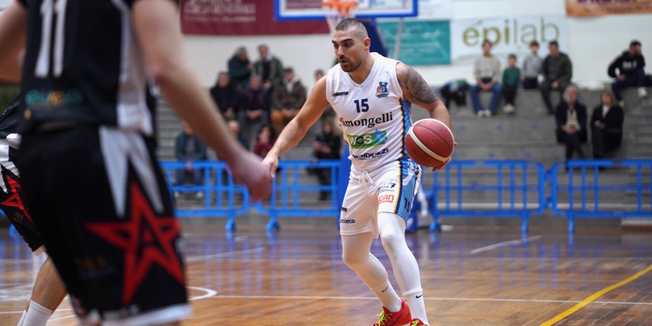 Dinamo Brindisi supera anche Adria Bari 77-70 e continua la corsa al vertice