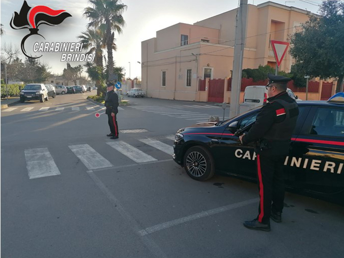 Torre S. Susanna, una anziana truffata ed altre cinque denunce per lo stesso reato rilevate dai carabinieri durante il servizio straordinario di controllo del territorio