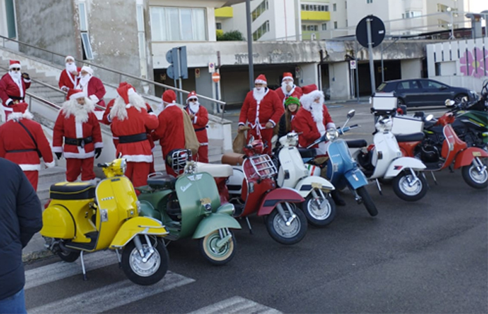 Vespa Club San Vito dei Normanni, Babbo Natale in corsia, visita tra i piccoli degenti di padiatria e quelli di neochirurgi da parte dei soci