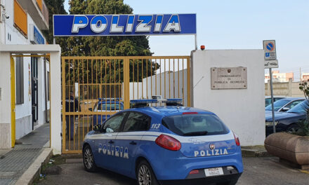 Paga per i lavori ma quando lamenta che non sono stati eseguiti viene minacciato e picchiato finendo in ospedale, 2 persone arrestate a Mesagne della Polizia di Stato