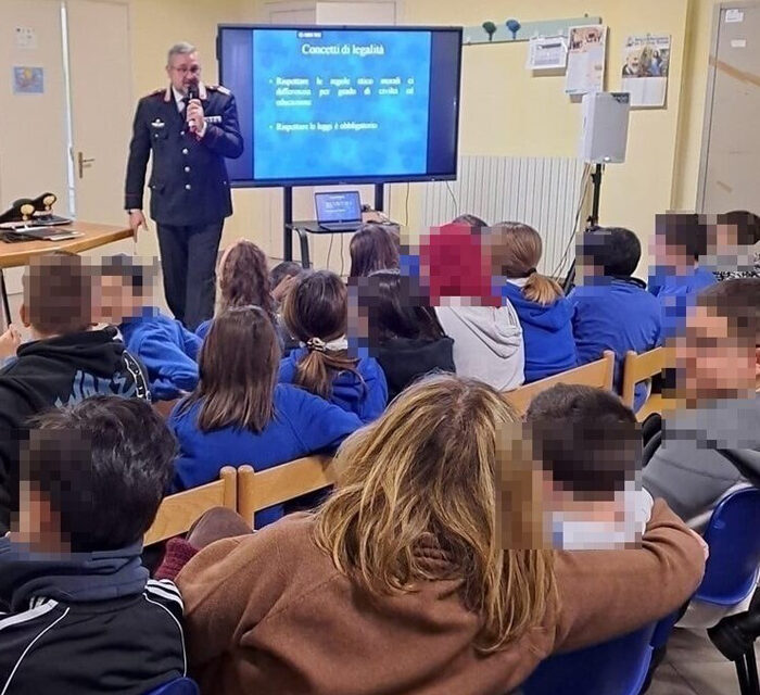 Ostuni, i Carabinieri incontrano gli studenti della Scuola Primaria “Giovanni XXIII”