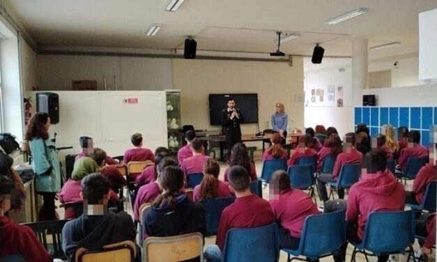 San Michele Salentino, i Carabinieri incontrano gli studentile delle classi 3^ della Scuola Media dell’Istituto Comprensivo Giovanni XXIII