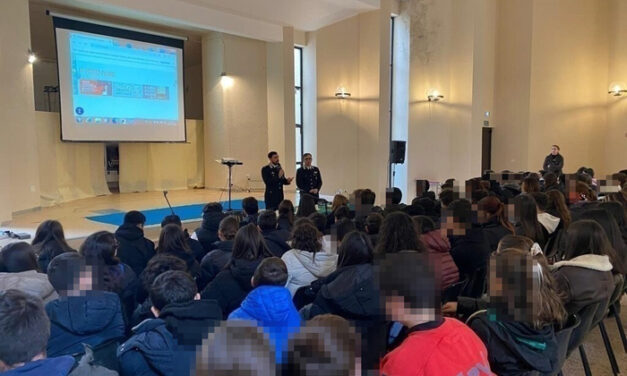 San Vito dei Normanni, i Carabinieri incontrano gli studenti